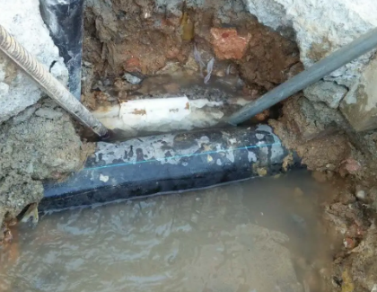 鲁甸测漏水之水管漏水